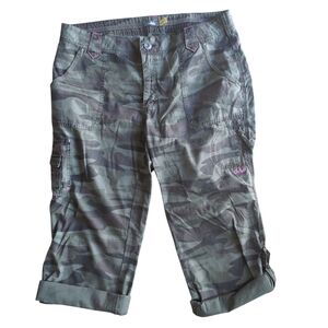 Cabela's Camo Pants, Adjustable To Capri, Pink Accents, Army Green, Women's 14